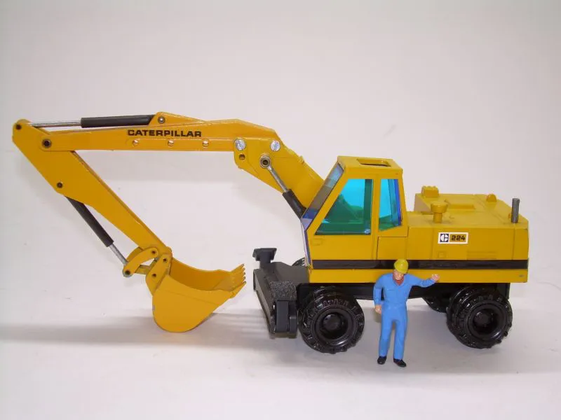 Caterpillar 224 Wheel Excavator