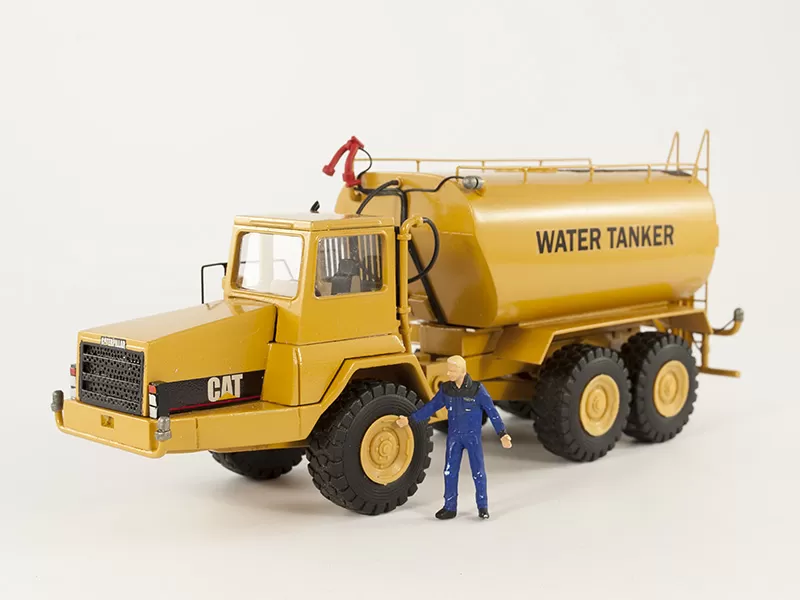 Caterpillar D250D Water Tanker