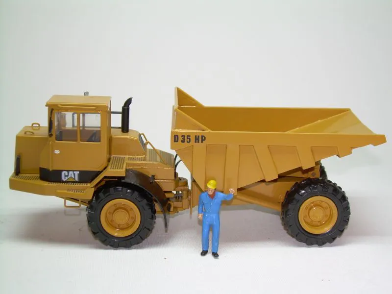 Caterpillar D35  HP Articulated Dump Truck