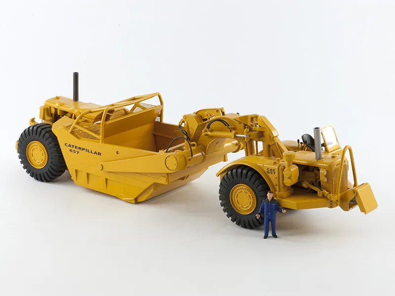 Caterpillar 657 Wheel Tractor-Scraper