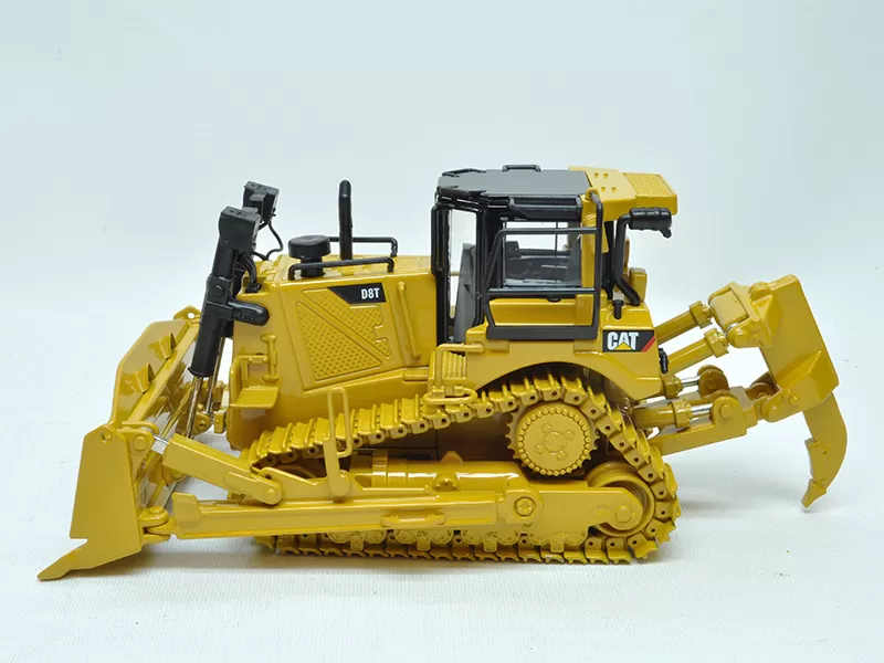 Caterpillar D8T Dozer